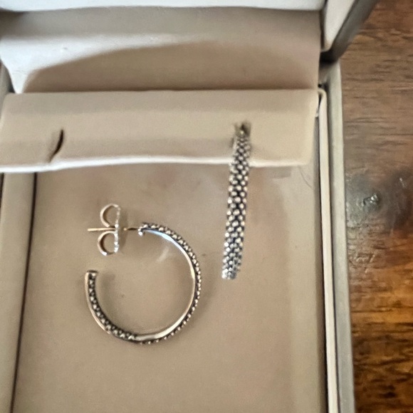 LAGOS Signature Caviar Beaded Hoop Earrings - Picture 4 of 8